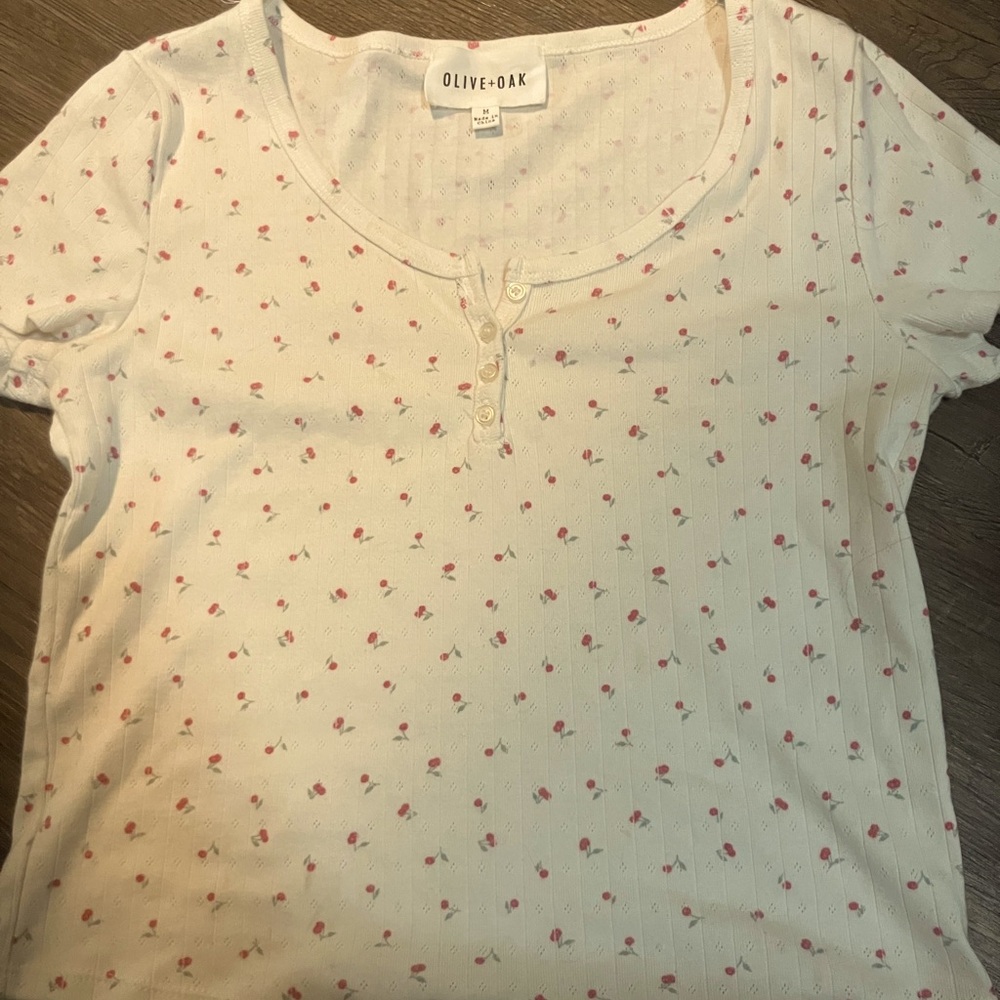 Olive+Oak White Top with Pink Floral Pattern